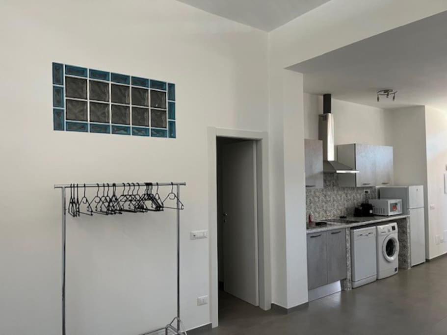 Appartamento Mini Loft Rina - Stazione Migliarina *